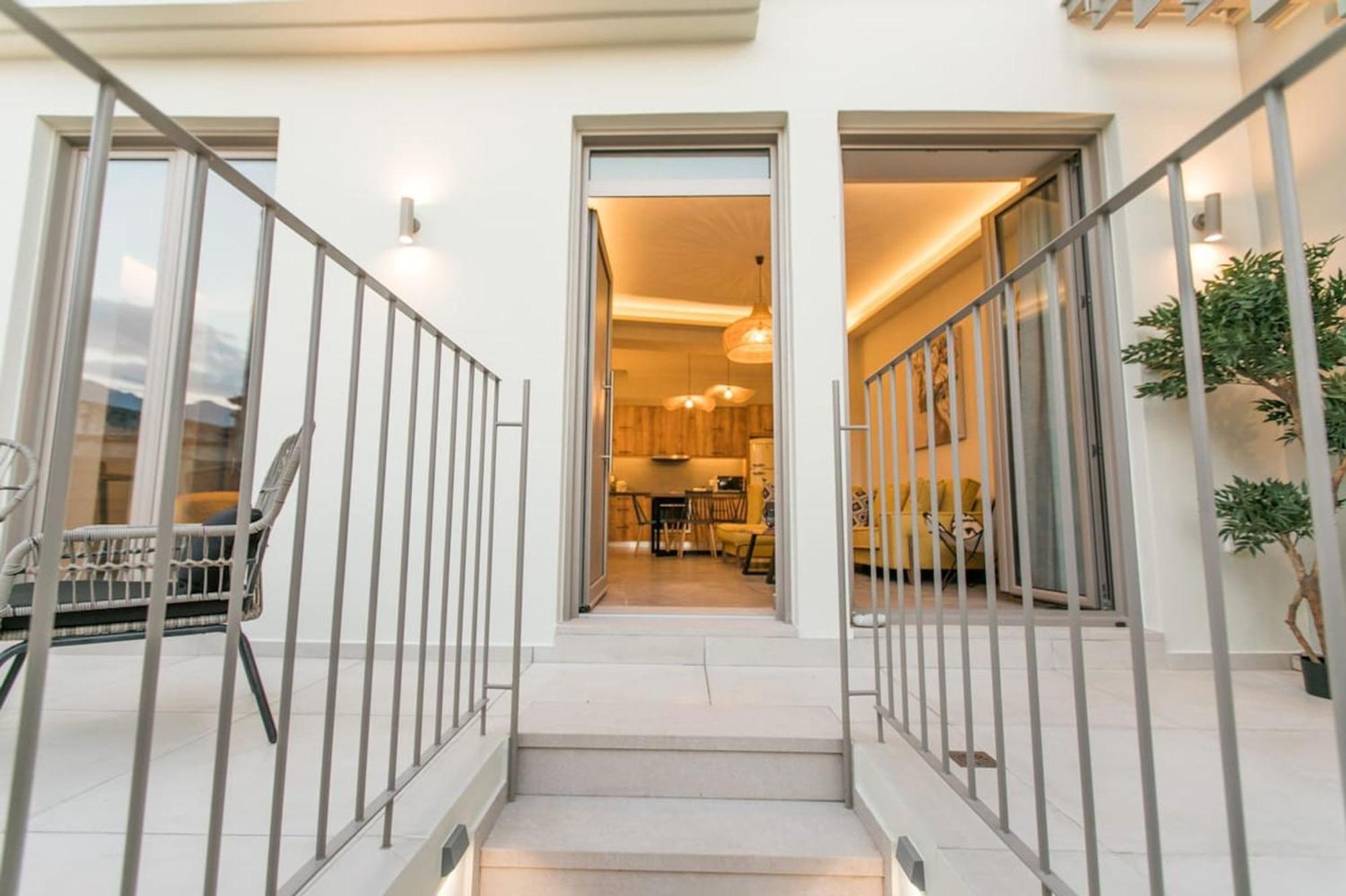 Ekaterini Luxury House Villa Lefkogeia ภายนอก รูปภาพ
