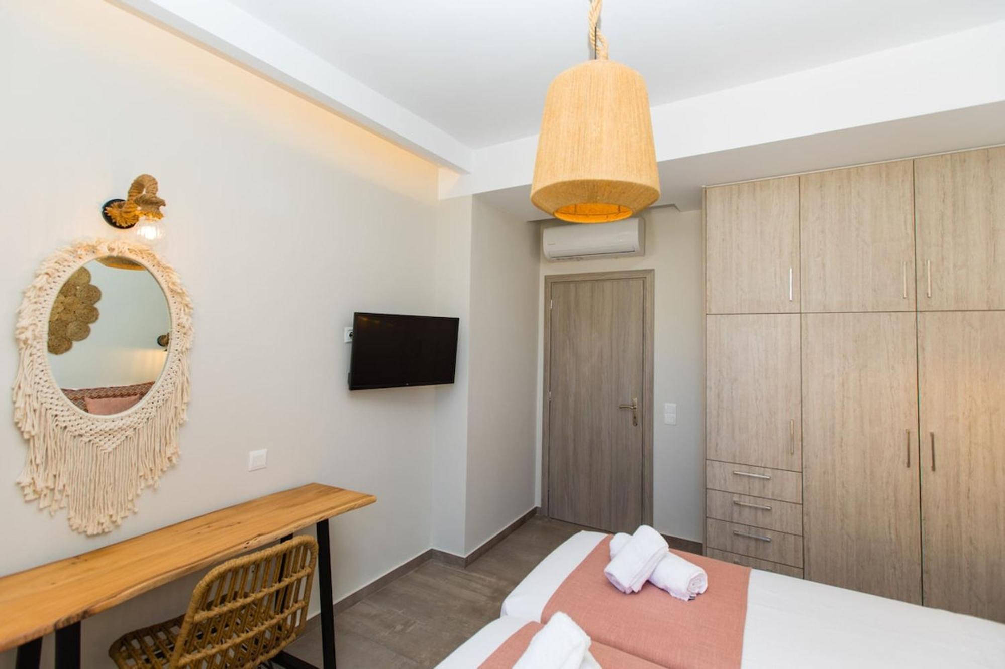 Ekaterini Luxury House Villa Lefkogeia ภายนอก รูปภาพ